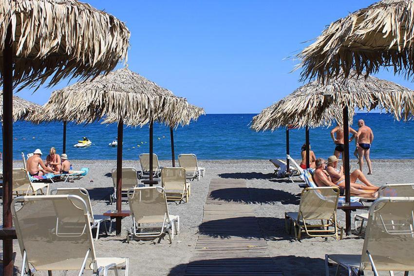 Panos Beach Hotel Платаньяс Экстерьер фото