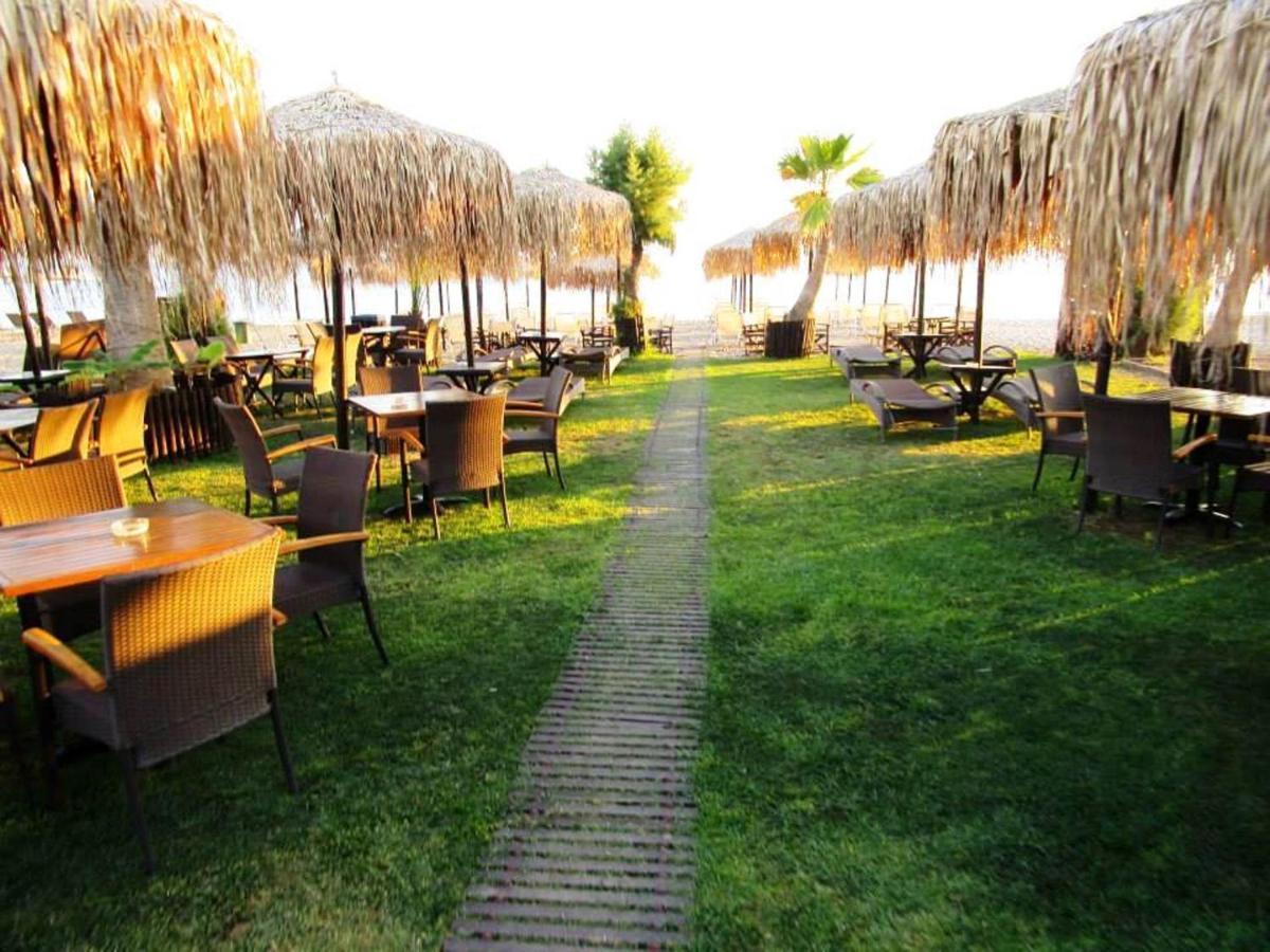 Panos Beach Hotel Платаньяс Экстерьер фото