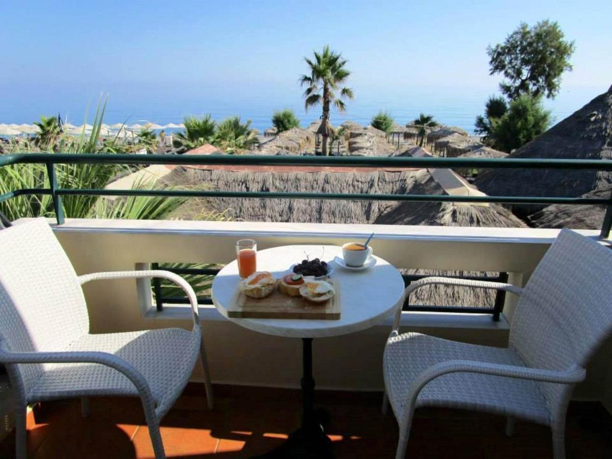 Panos Beach Hotel Платаньяс Экстерьер фото